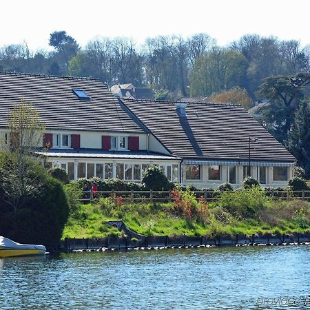 Logis - Hotel & Restaurant Des Lacs Paris Sud Viry-Châtillon Exterior foto