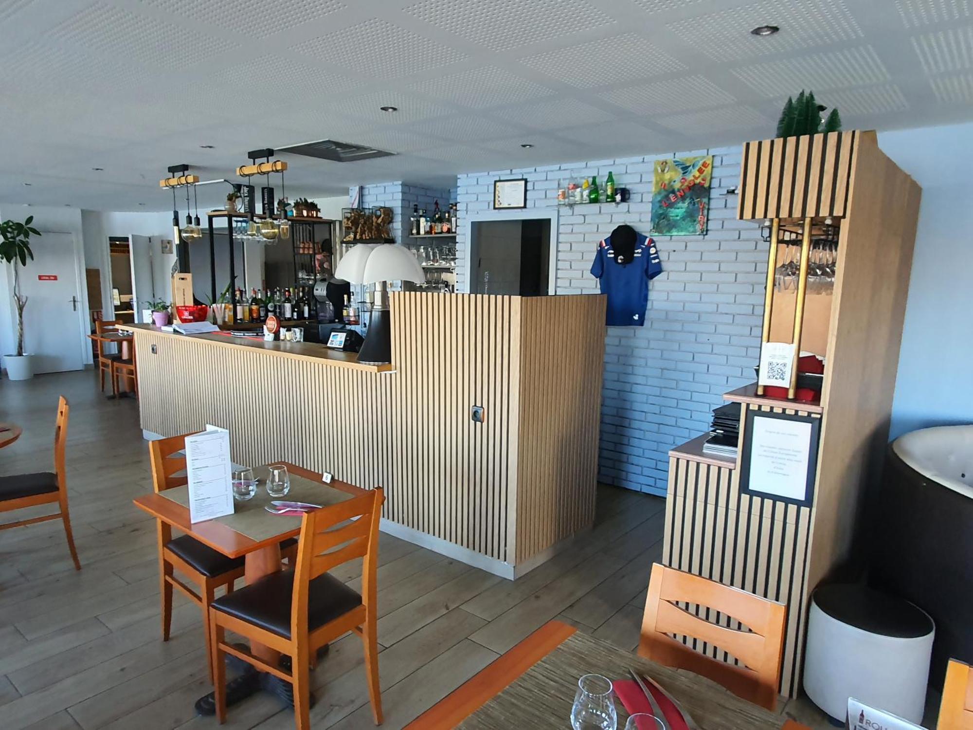 Logis - Hotel & Restaurant Des Lacs Paris Sud Viry-Châtillon Exterior foto